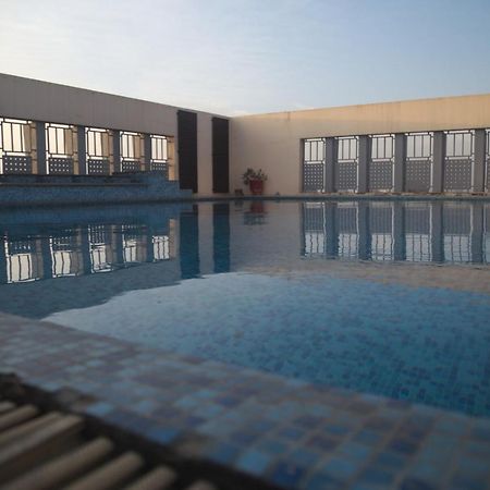Savoey Hotel Lahore Extérieur photo