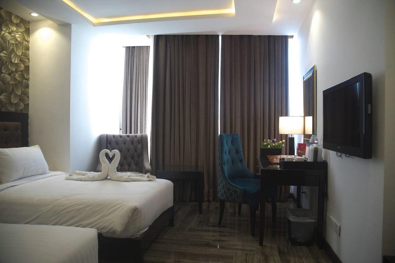 Savoey Hotel Lahore Extérieur photo