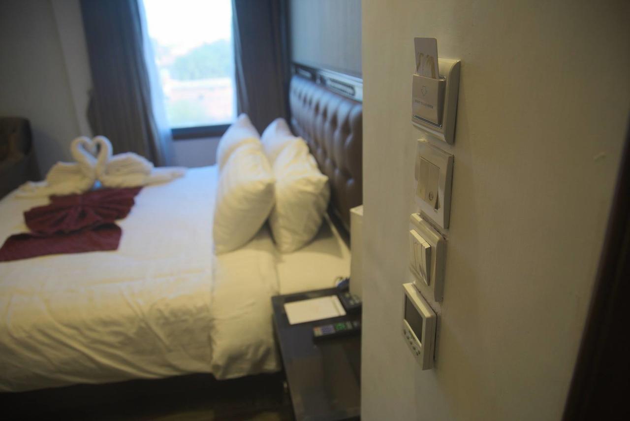 Savoey Hotel Lahore Extérieur photo
