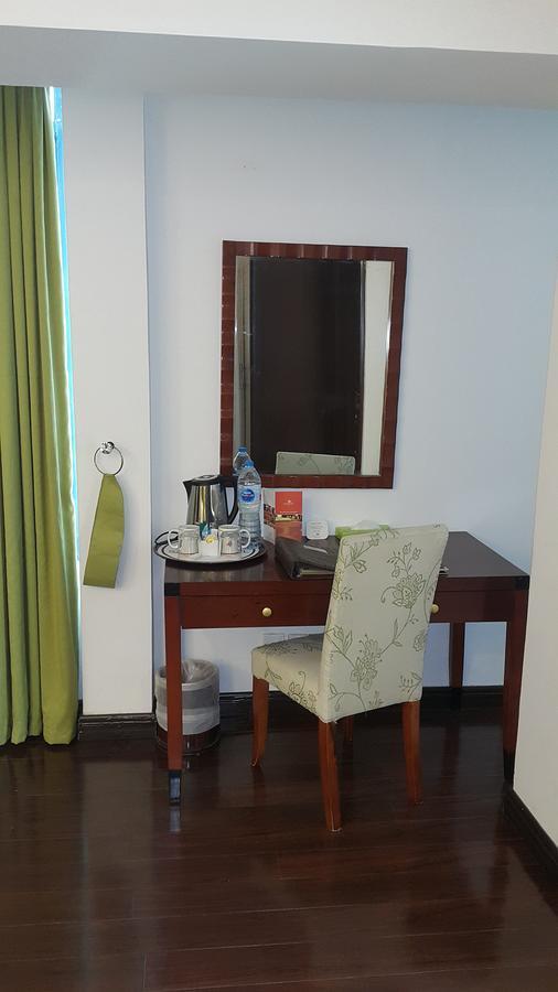 Savoey Hotel Lahore Extérieur photo