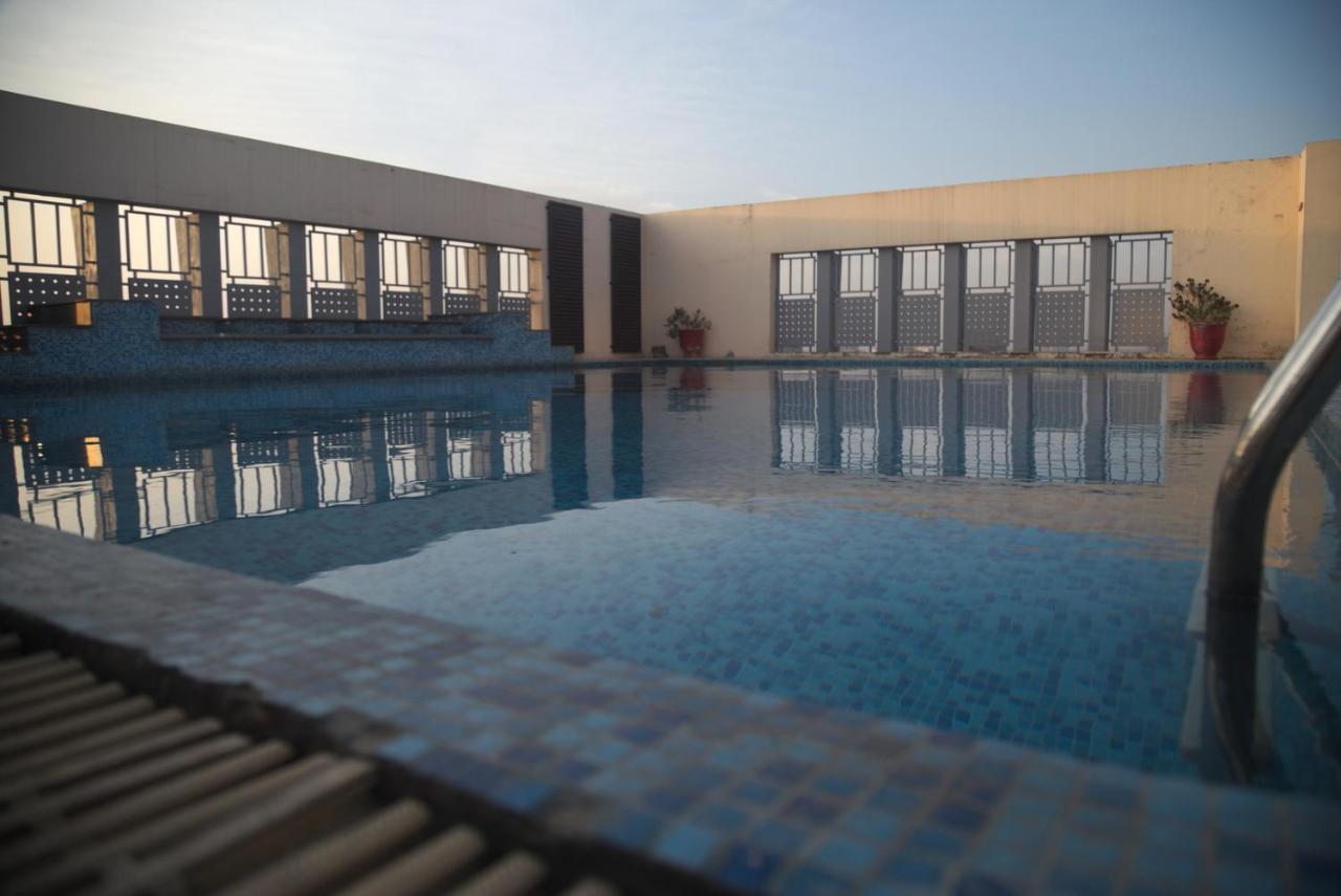Savoey Hotel Lahore Extérieur photo